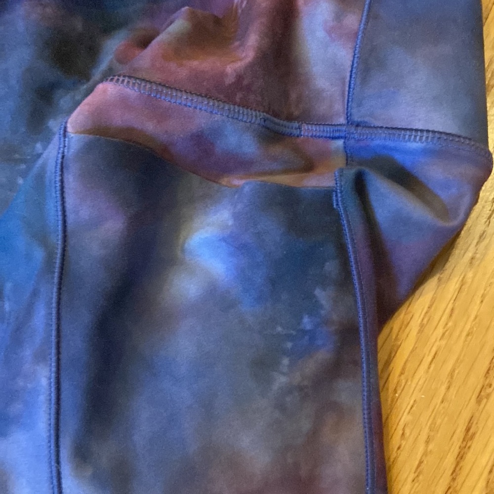 Athleta supernova salutation capri II set- crop top support bra psychedelic M - Picture 5 of 7
